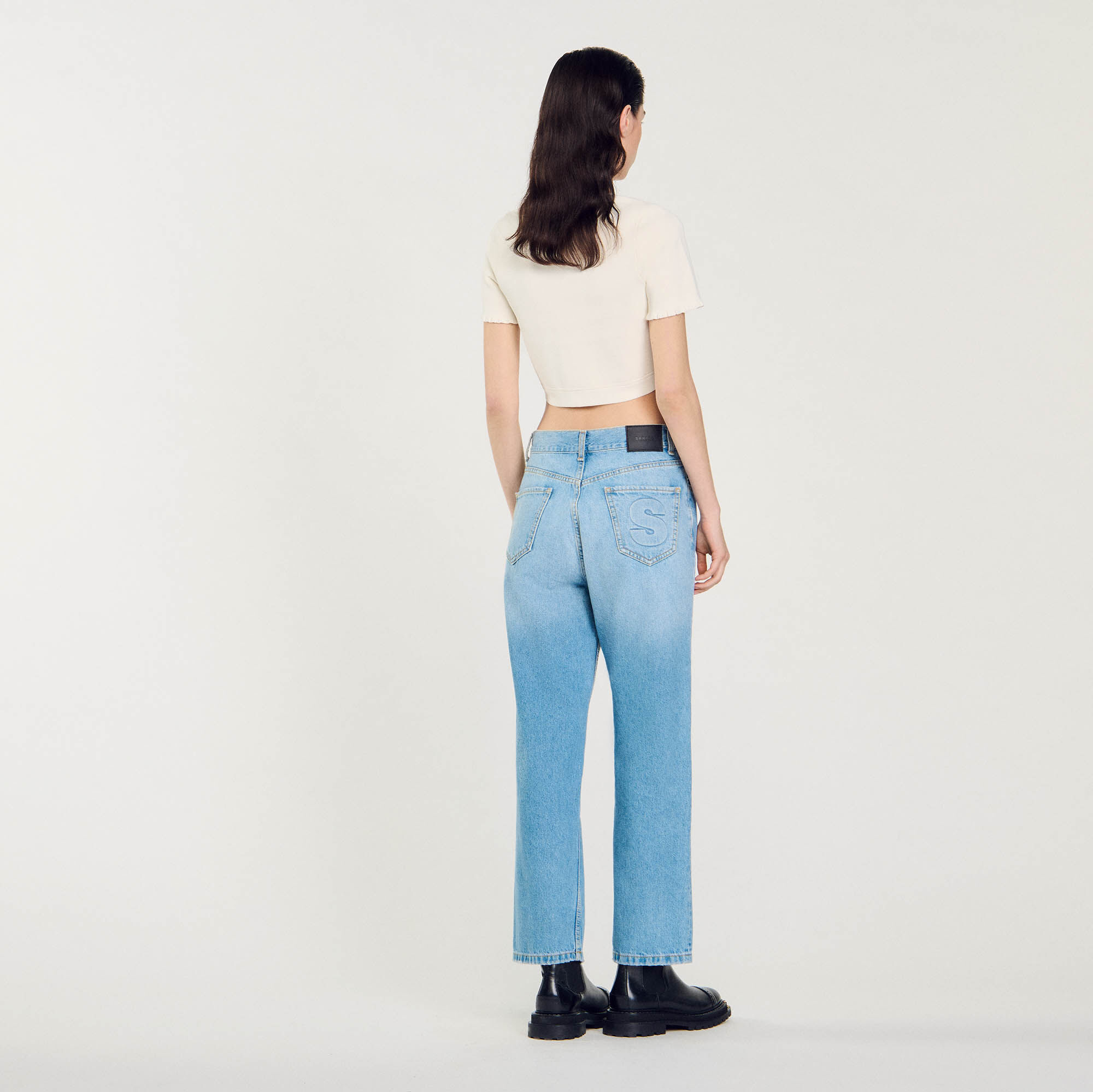 Low-rise straight-leg jeans 14 Low-rise straight-leg jeans