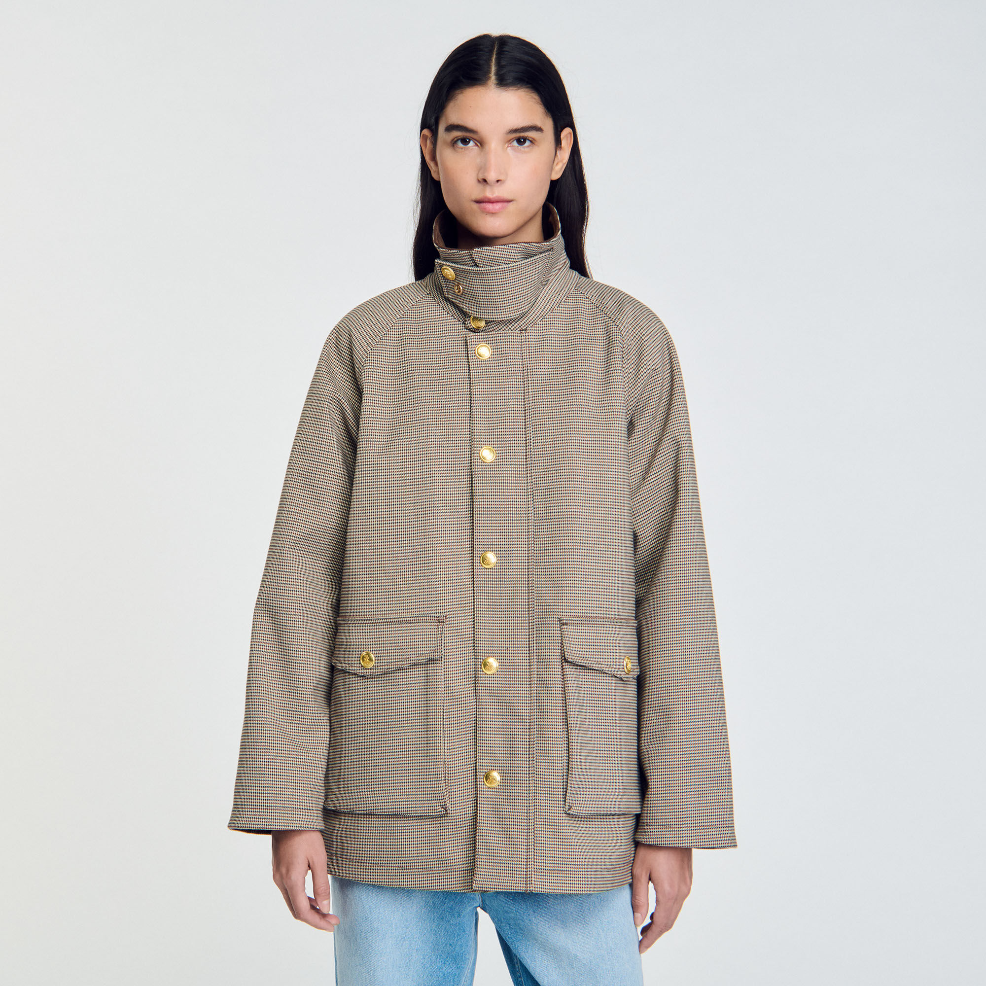 Check coat with velvet collar 16 Check coat with velvet collar
